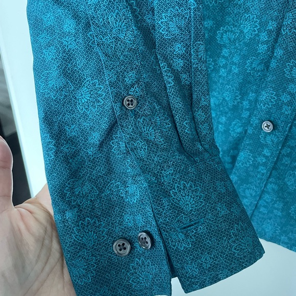 Mens Size Large Van Heusen button down dress shirt - Picture 3 of 5